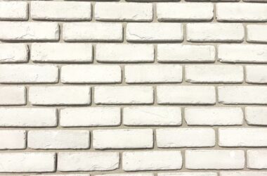 Close-up of brilliant white antebellum thin brick