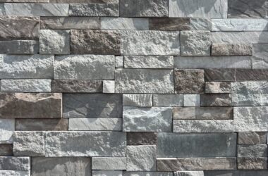 Close-up of carbon precision edge manufactured stone veneer H-series Commercial offering by Hedberg Home