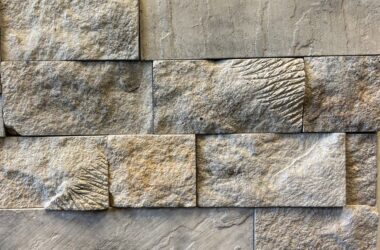 Close-up of colorado precision edge manufactured stone veneer H-series Commercial offering by Hedberg Home