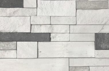 Close-up of harbor precision edge manufactured stone veneer H-series Commercial offering by Hedberg Home