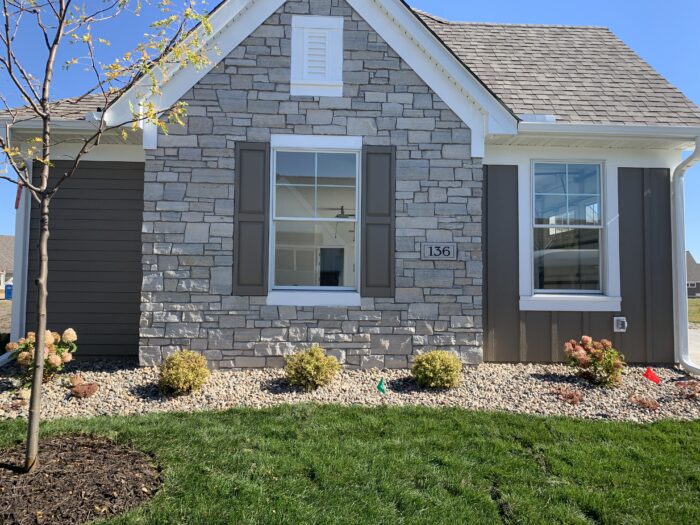 Grays Bay Hedberg Blend natural stone veneer residential exterior application example