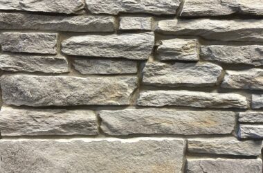 Close-up of napa valley granite ledge manufactured stone veneer